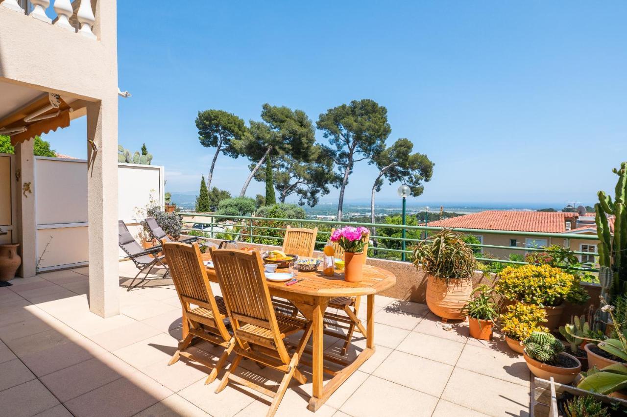 La Cle Vue Mer, Clim, Terrasse, Parking A Hyères Екстериор снимка